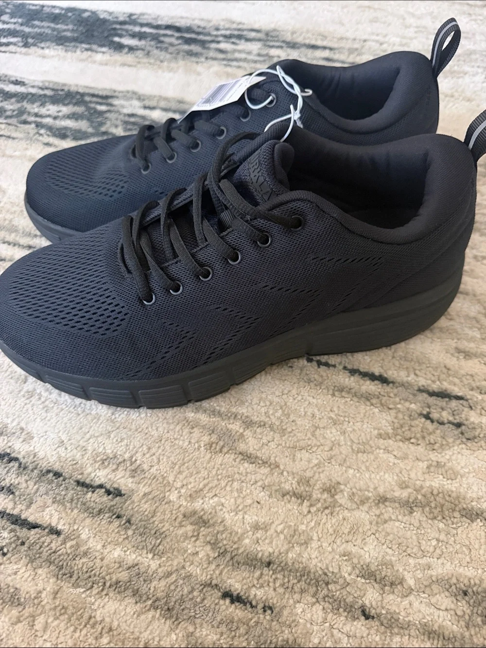 Kirkland Signature Men's Size 12 Comfort Walker Sneakers (Black)